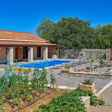 Calma Biograd Na Moru