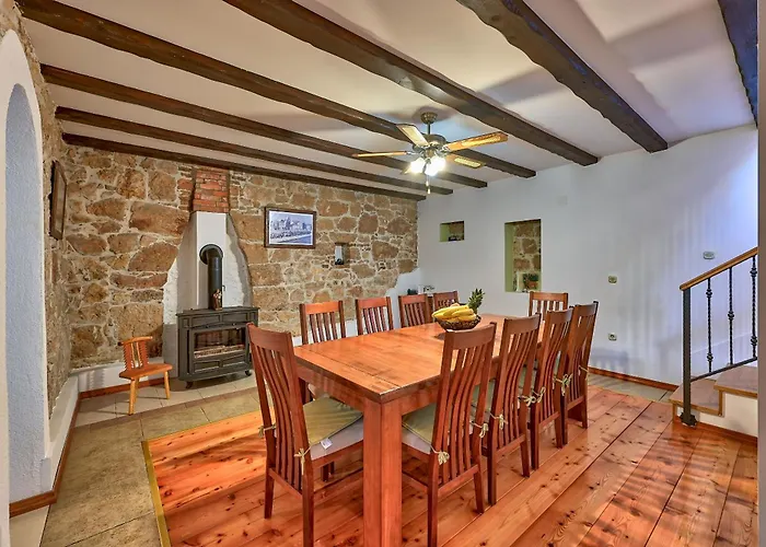 Calma ביוגראד נה מורו